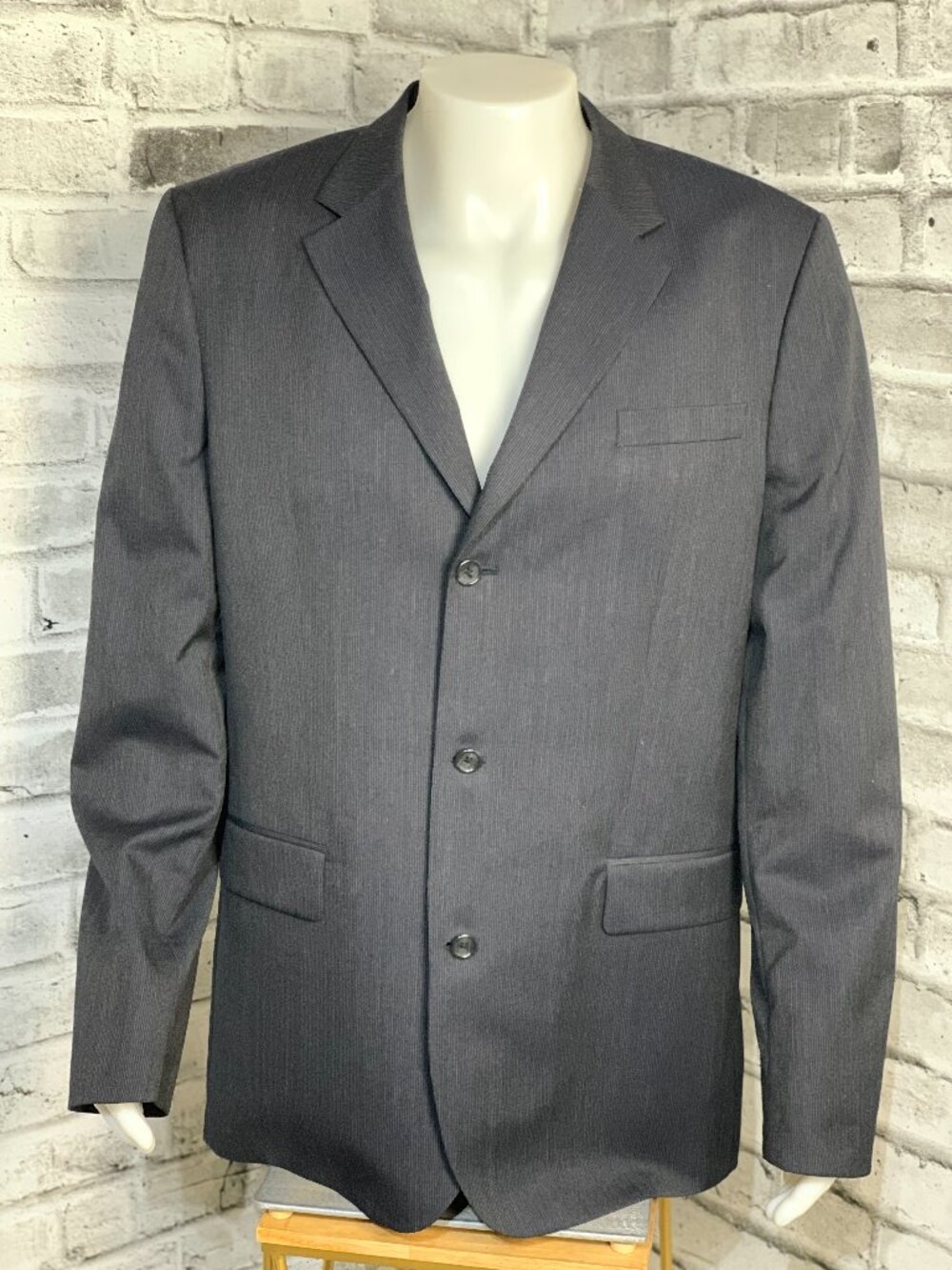 Banana Republic Factory Blazer Sport Coat Men 46L Black Gray Pinstripe 3 Button